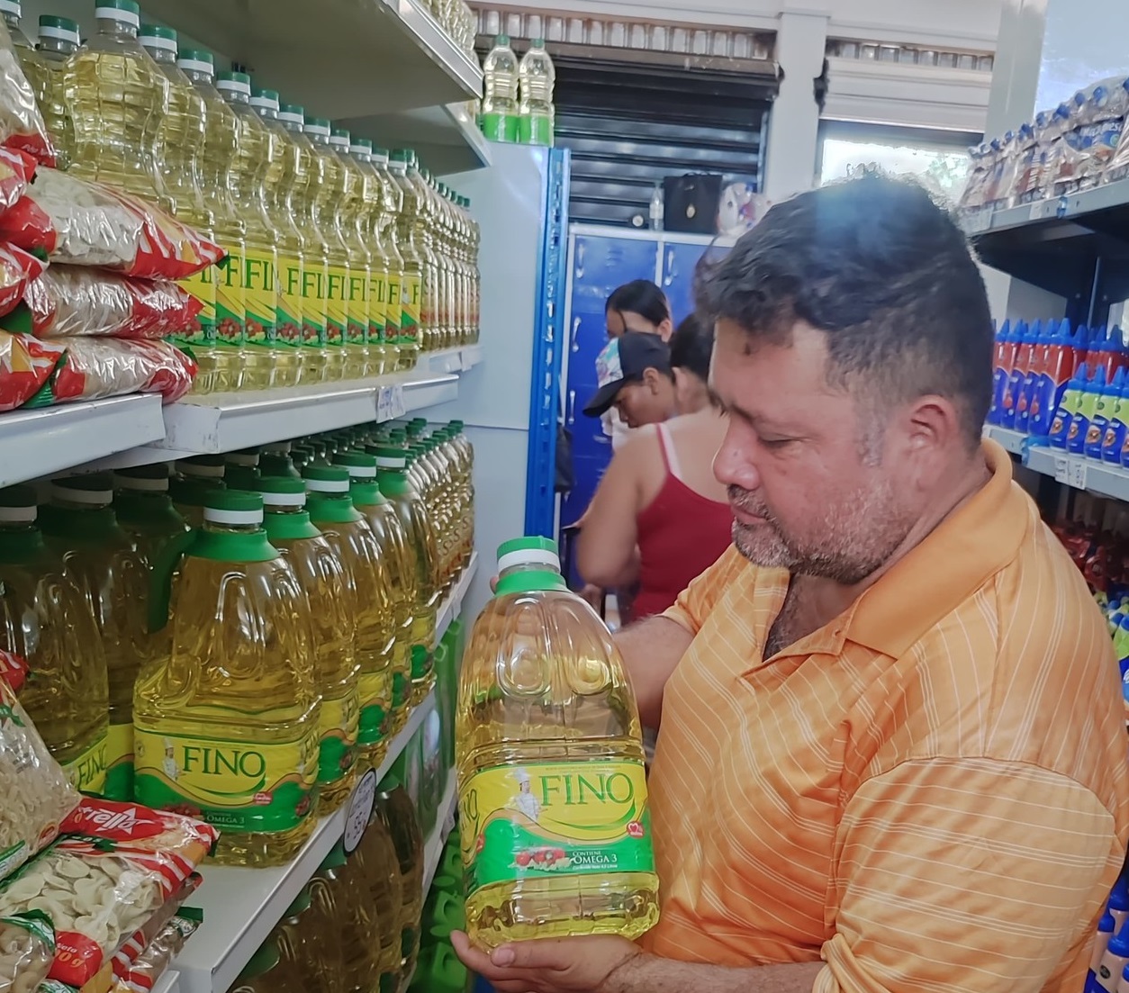 De forma temporal el Gobierno suspende la exportación de aceite hasta