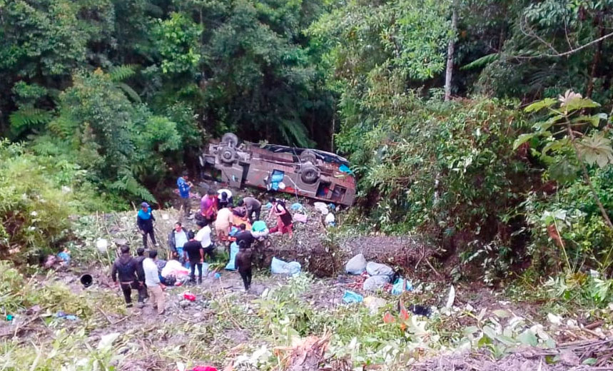 Alcalde de Apolo reporta accidente de tránsito con varios fallecidos y heridos