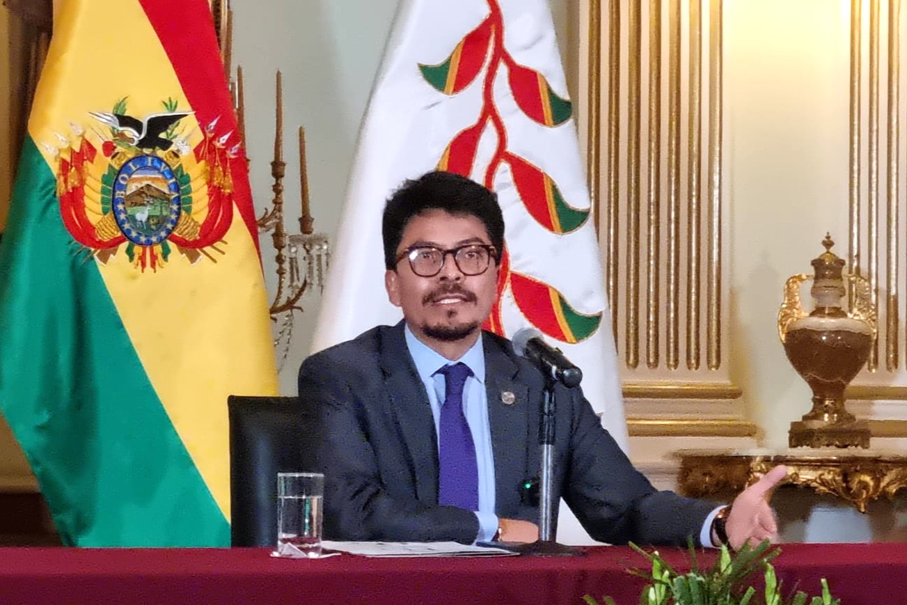 Cancillería salda deuda de $us 2,3 millones con el servicio exterior y prevé reducir ítems