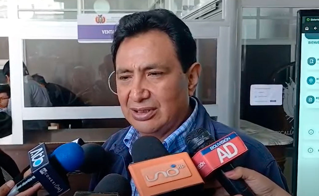 Barral presenta proposición acusatoria contra Lara para enjuiciarlo por espionaje