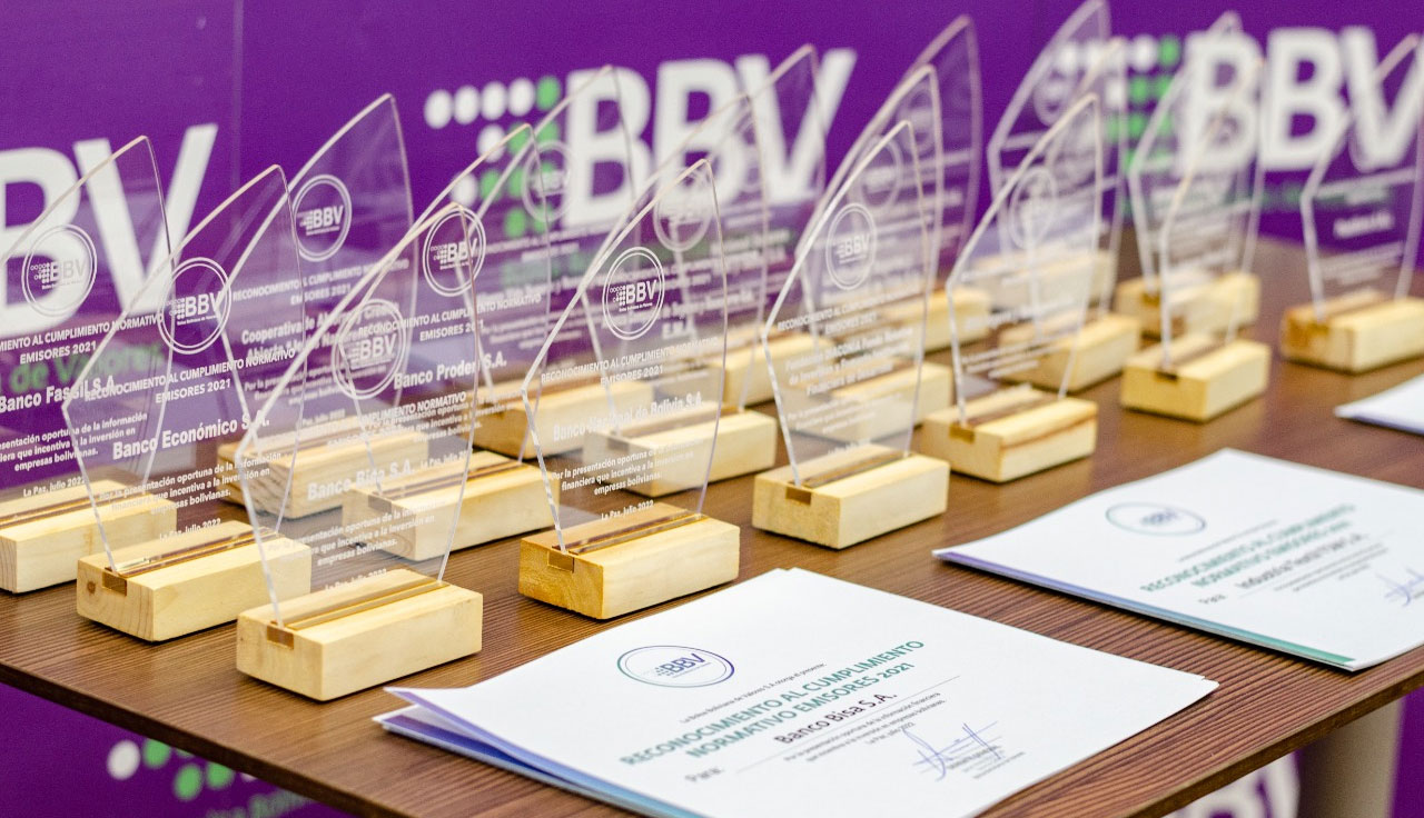 The Bolivian Stock Exchange recognized the regulatory compliance of the 2021 management