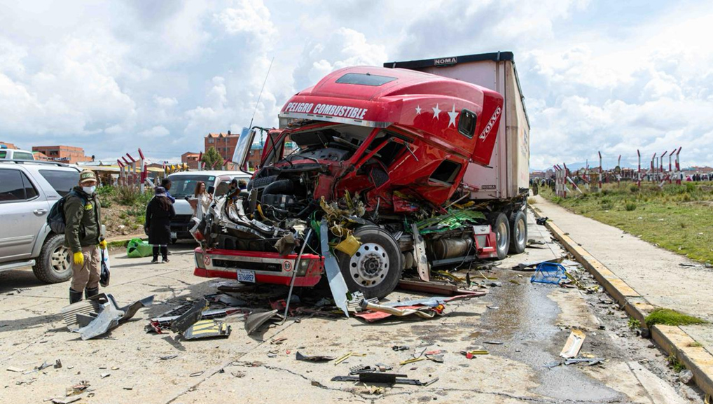Accidente aéreo: 19 heridos siguen hospitalizados y evalúan daños de 20 vehículos