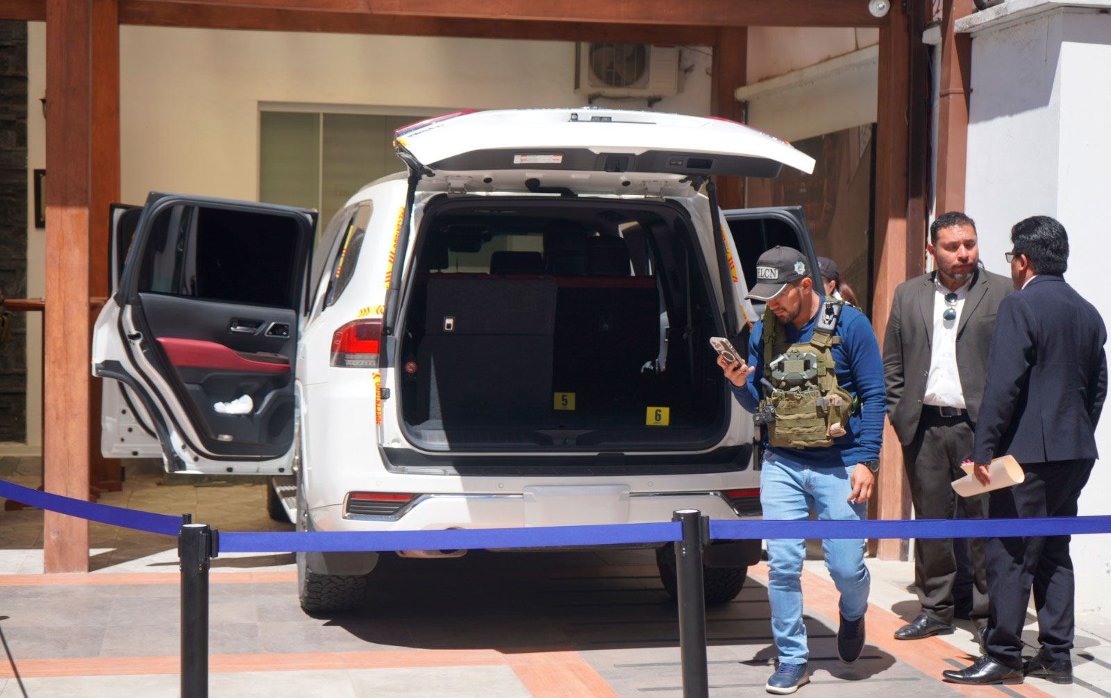 Secuestran tres armas, 26 proyectiles y una antena Starlink del vehículo que transportaba a Mariaca