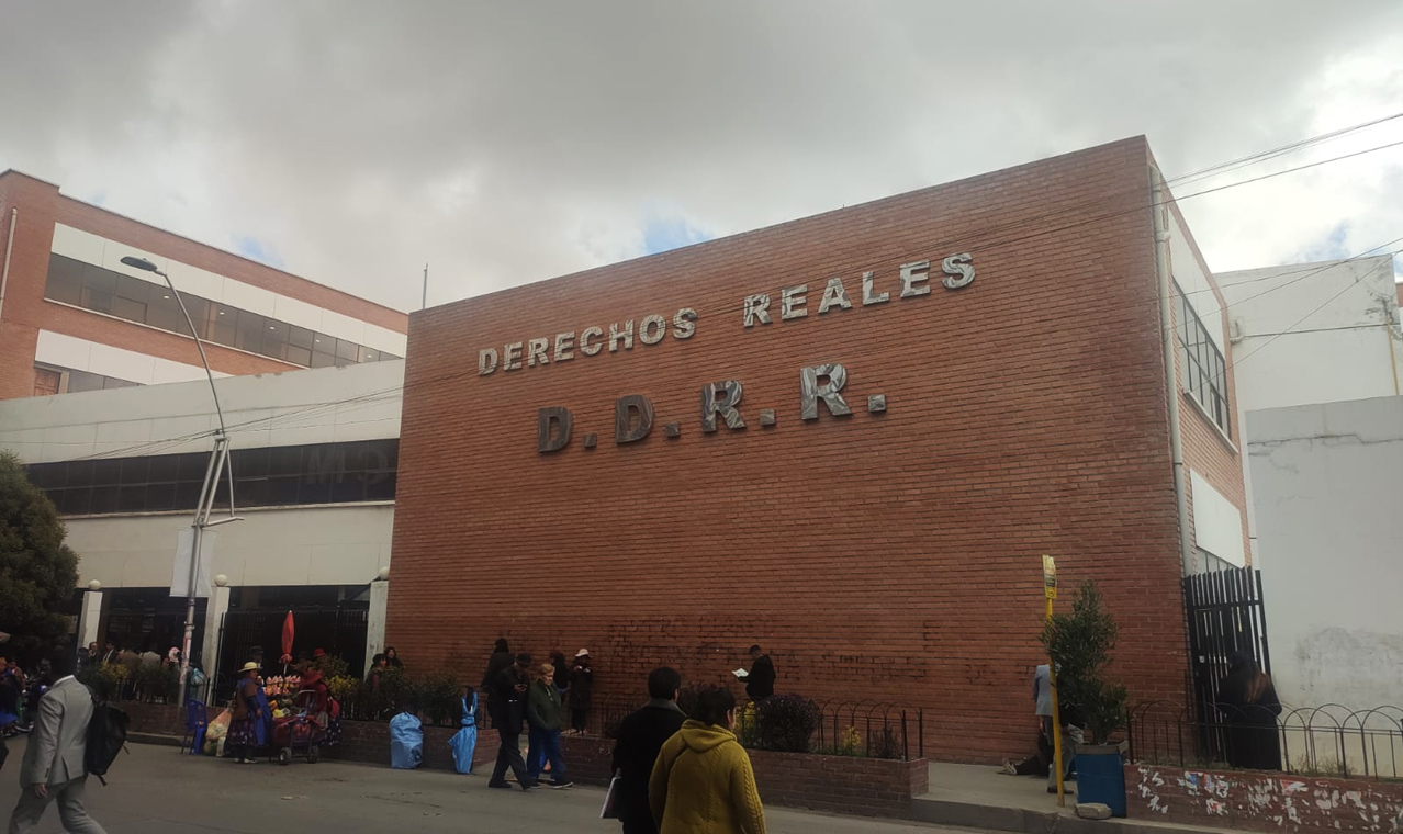 Consejo de la Magistratura cambia a la Registradora de DDRR y pone otro interino para el El Alto