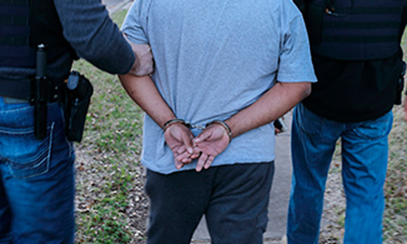 Capturan en EEUU a un boliviano acusado de distribuir material de abuso sexual infantil