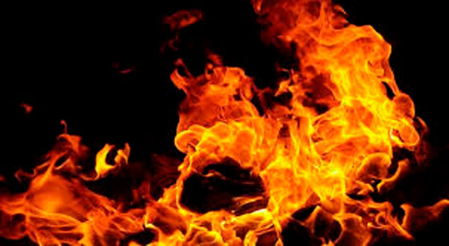 Fiscalía investiga si fue provocado el incendio donde falleció una adulta mayor en Collana