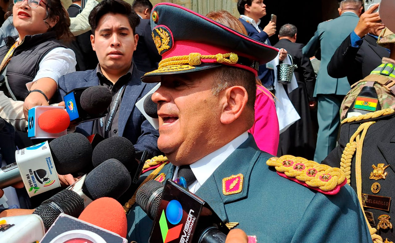 “Las FFAA están listas para defender al pueblo”, dice el comandante tras ultimátum de Evo
