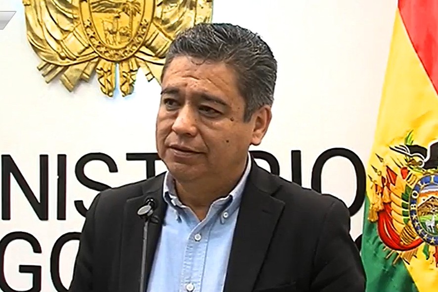 Gobierno pidió investigar viaje del gerente de BoA: “No deberían haber privilegios para ningún funcionario"
