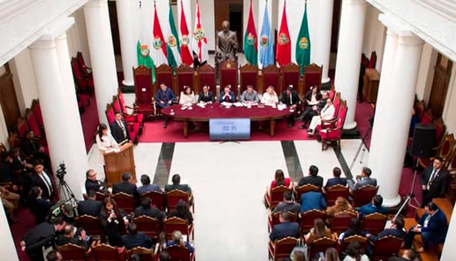 Gobierno reprocha la amenaza de paro judicial: es “inaudito” y “sindical”