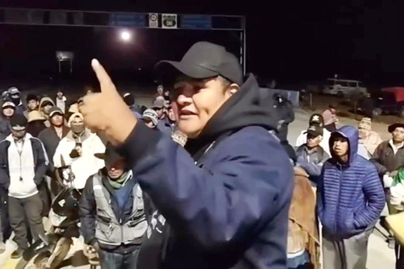 Parlamentarios denuncian a dirigente campesino por sus declaraciones sobre los bloqueos