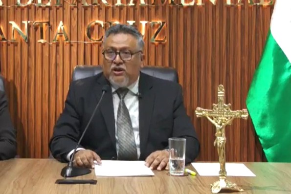 Gobierno pone en la mira a fiscal “autonombrado” por obstaculizar investigación a Mariaca