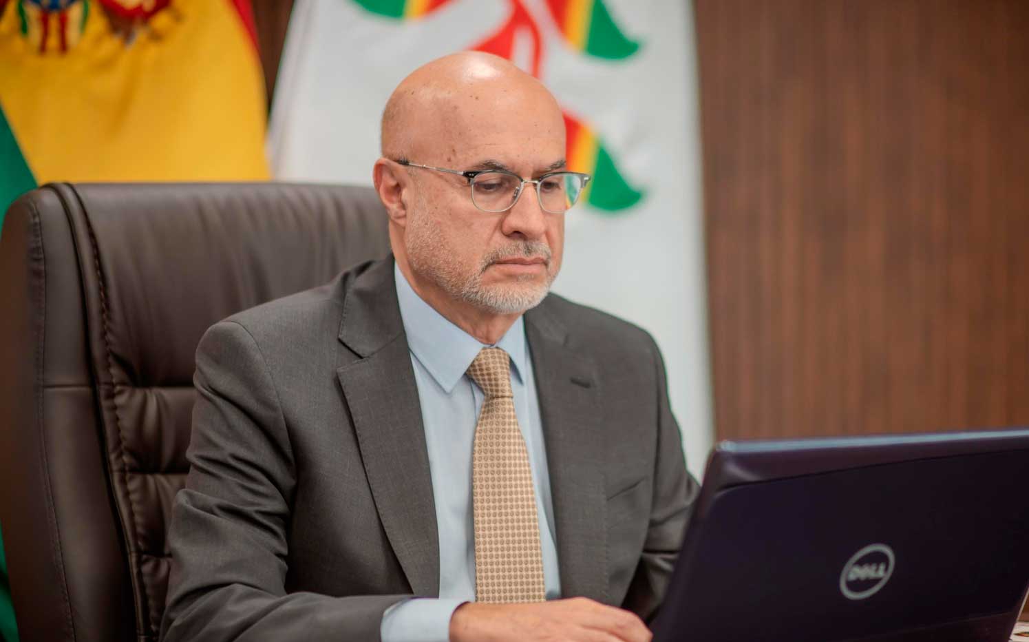 Lupo: El decreto no es negociable, para eso ha sido electo el gobierno, para tomar decisiones