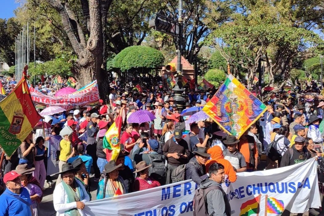 Sectores de Chuquisaca dan 48 horas al Gobierno para abrogar decreto 5716 y rechazan alza de tarifas