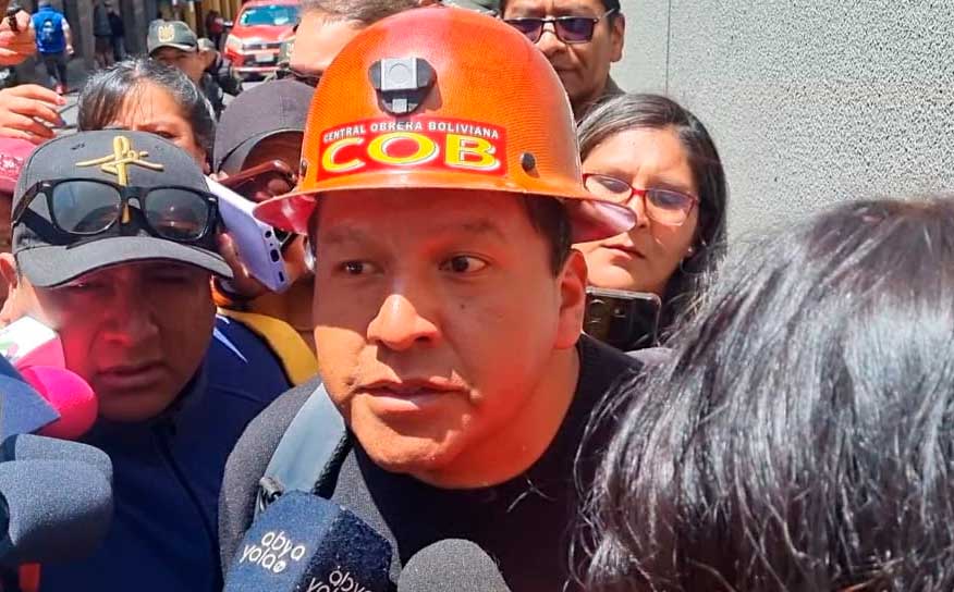 Anulan la orden de aprehensión del ejecutivo de la COB, Mario Argollo