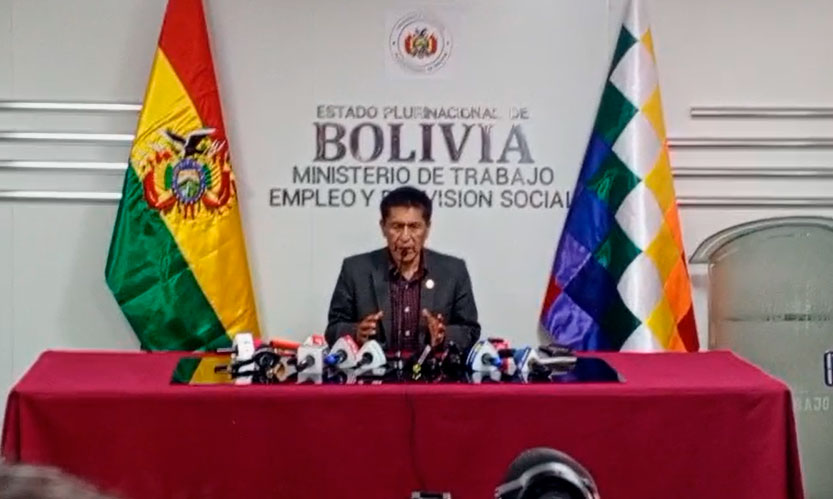 El ministro de Trabajo anuncia que deja el gabinete: “quiero pacificar el país”