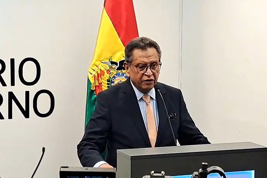 Gobierno vincula a Evo con una “conspiración financiada por 