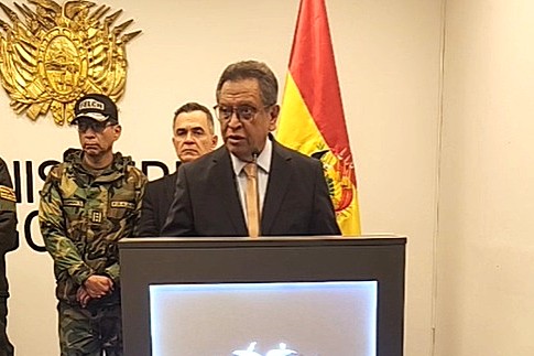 Oviedo invita a Tuto, Evo y Lara a designar delegados para f
