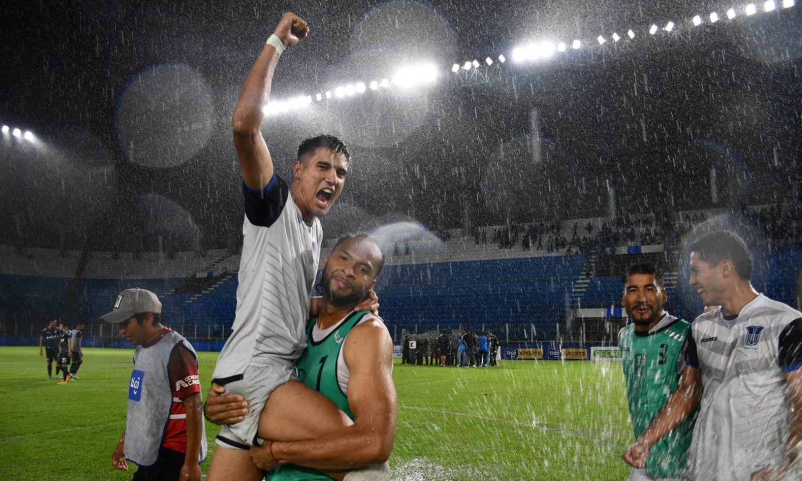 Final del primer tiempo! Atlético Palmaflor está venciendo a