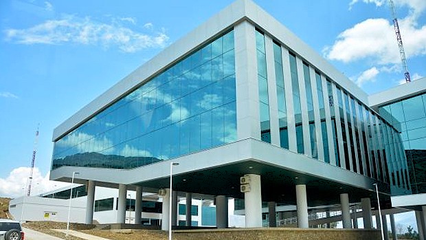 Gobierno apunta a seis exautoridades por la sede de Unasur; investiga actuaciones entre 2013 y 2023