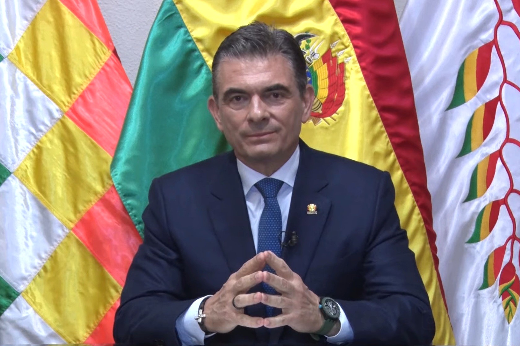 Paz levanta la subvención del diésel y anuncia medidas de compensación