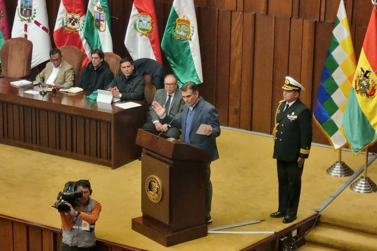 Paz abre el diálogo con la COB: “Empieza un espacio de reconciliación”