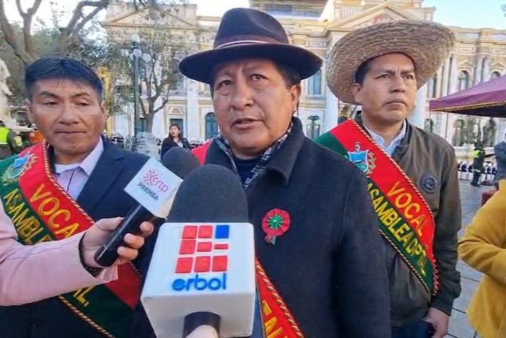 Rufo Calle a Rodrigo Paz: “Los votos se tienen que convertir en obras"