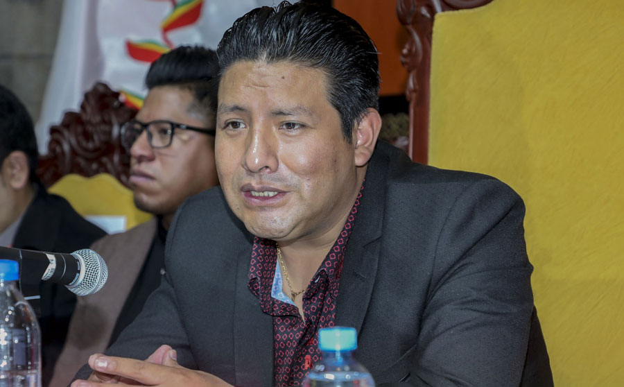 Gobernador Quispe pide modificar la 348: ‘yo he sido afectado con esa ley’