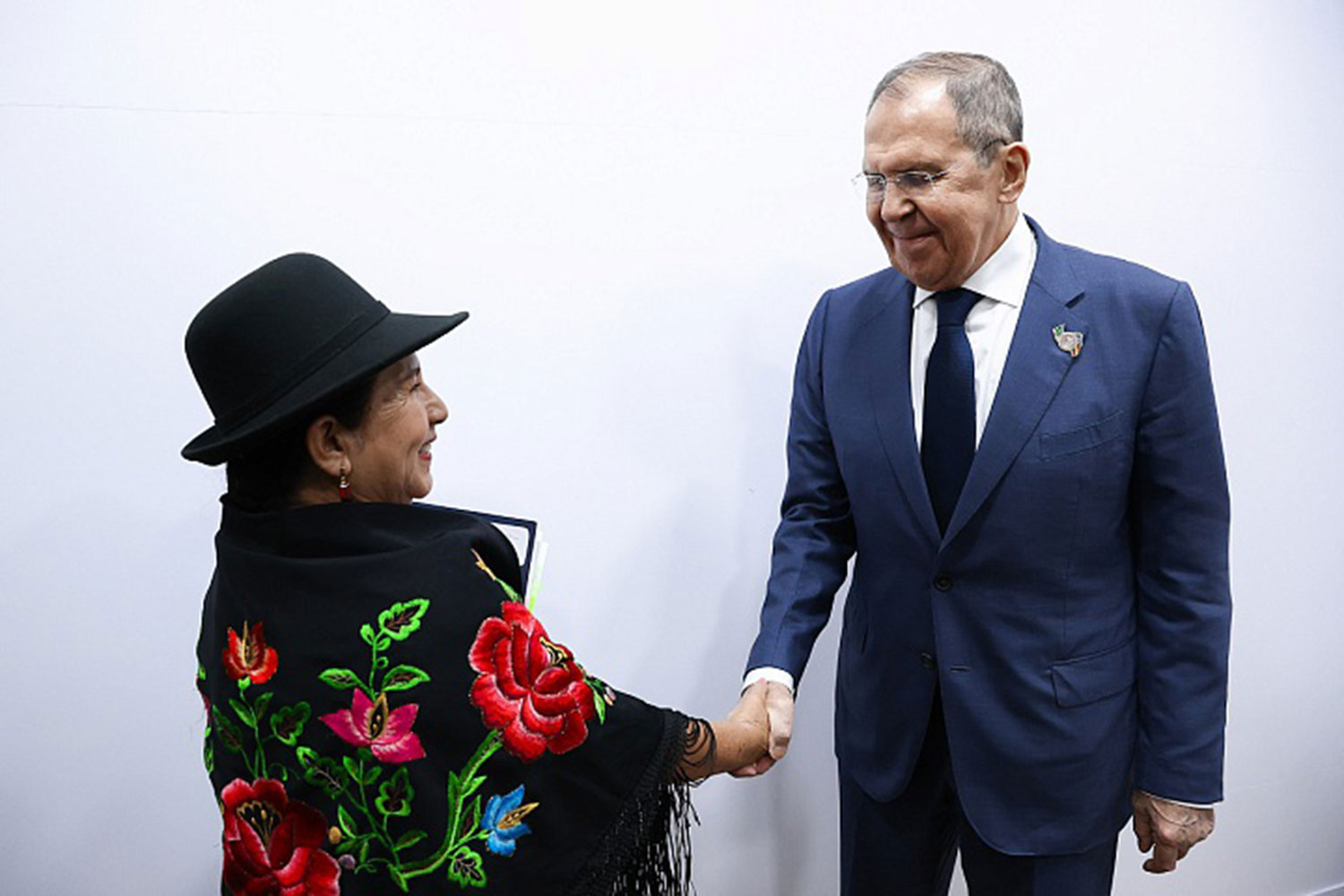La canciller Sosa viaja a Rusia y se reunirá con Serguéi Lavrov para fortalecer las relaciones bilaterales