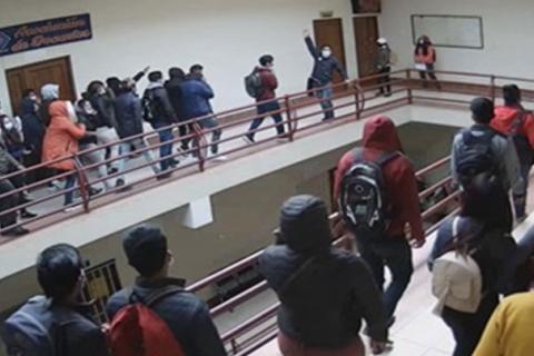 Juez envía a la cárcel a 7 dirigentes universitarios por la tragedia en la  UPEA | Erbol