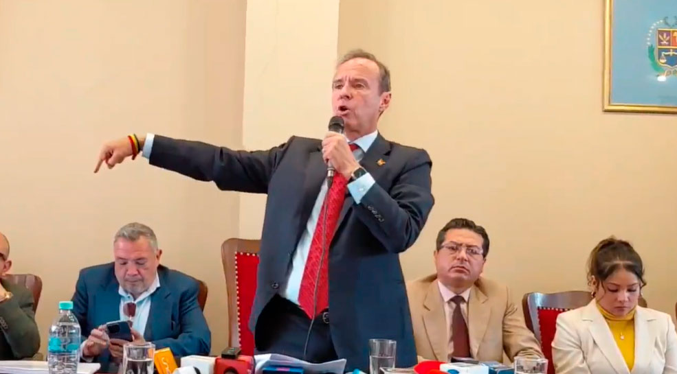 Tuto presenta propuesta para reformar la CPE y pide aprovechar esta “oportunidad histórica”