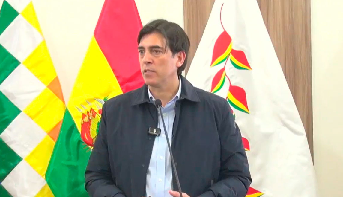 Gobierno convoca a choferes a reunión el lunes: “no es necesario llegar a un paro”