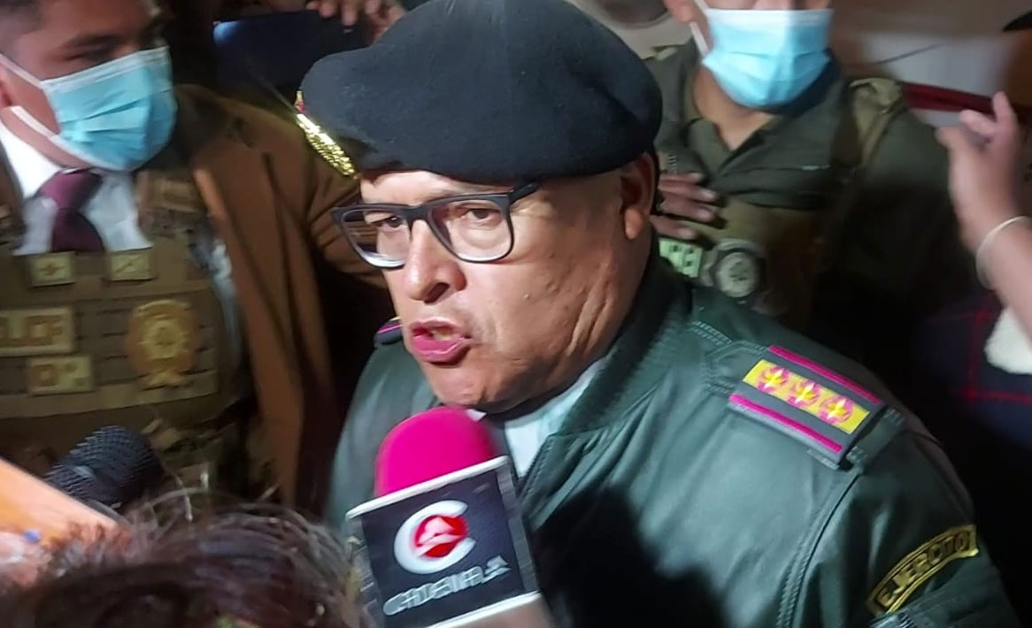 Fiscalía imputa al general Zúñiga y pide recluirlo en Chonchocoro